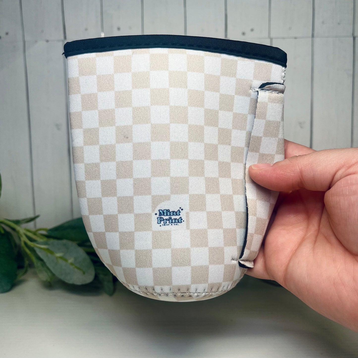 Beige Checkered Coffee Sleeve With Handle | Medium