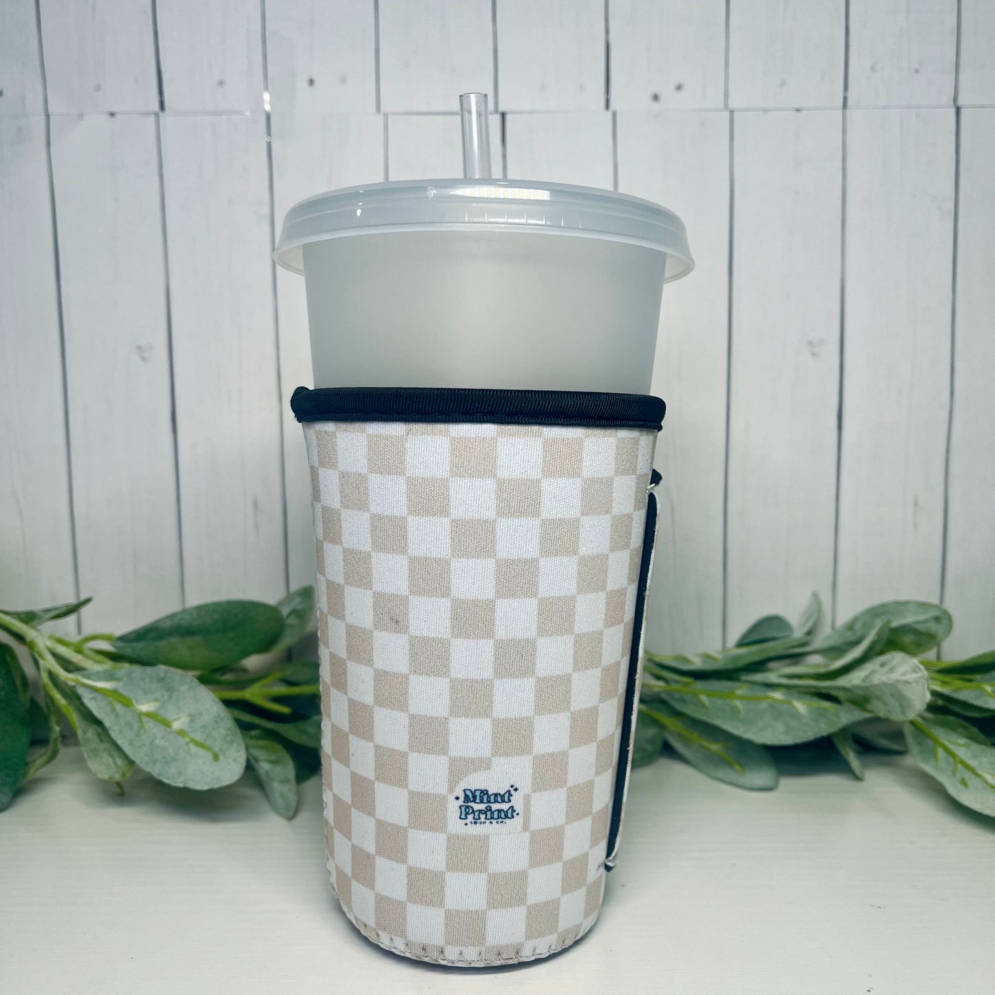 Beige Checkered Coffee Sleeve With Handle | Medium