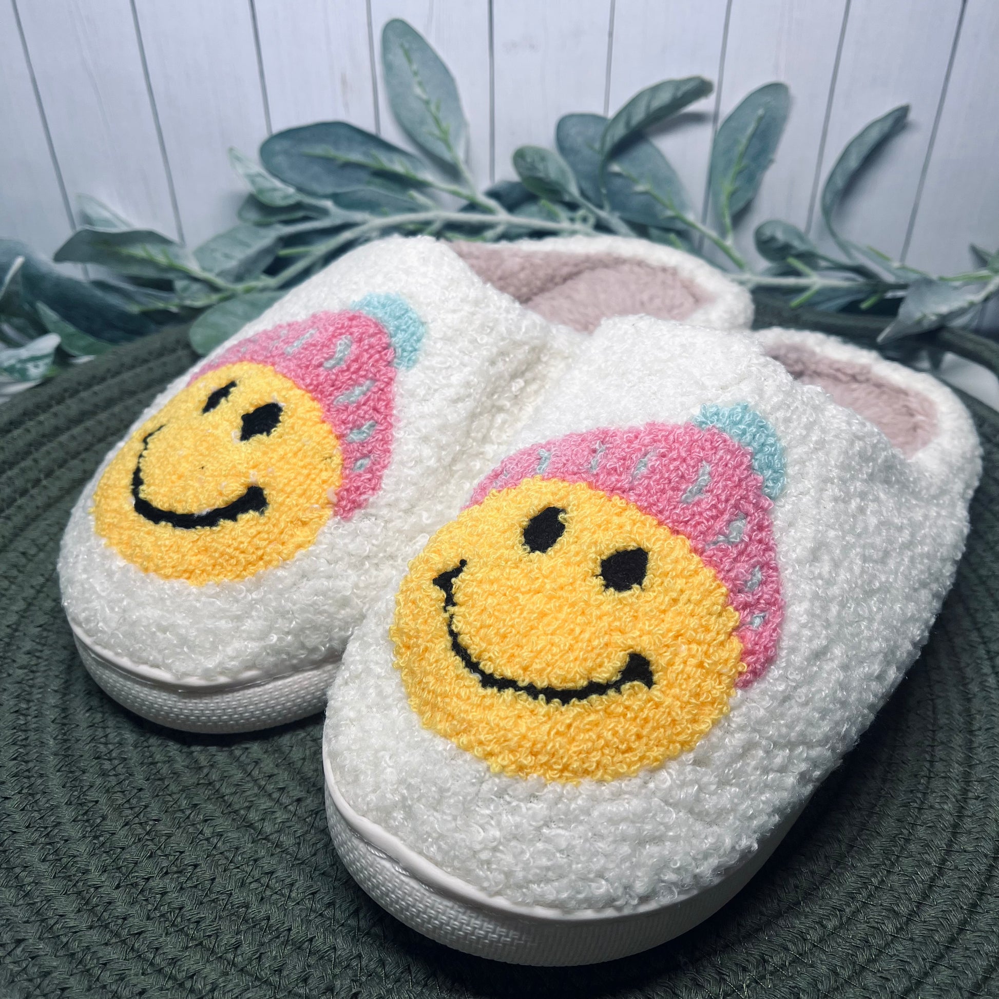 Beanie Smiley Face Christmas Slippers - Mint Print Shop