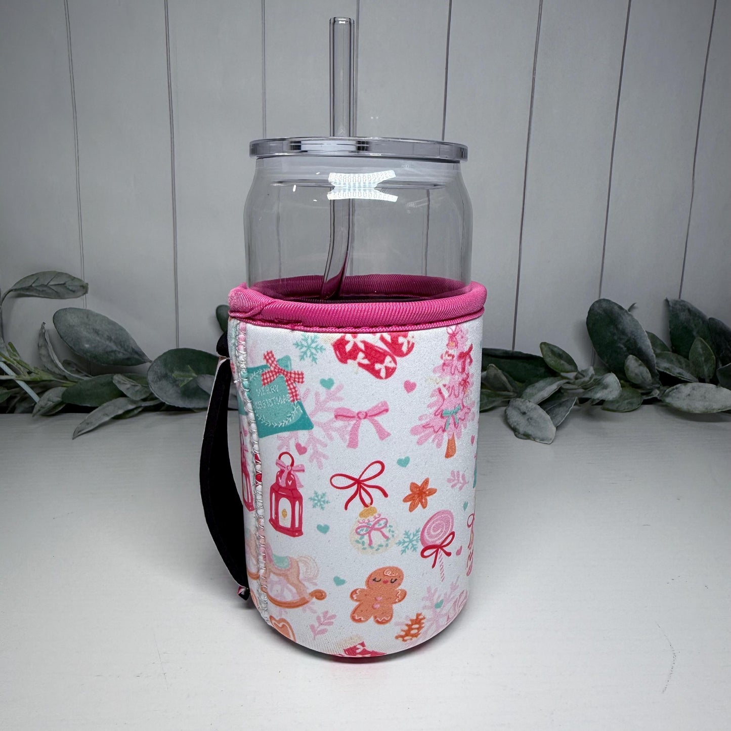 Pink Christmas Print Drink Sleeve with Handle, Coffee Cup Sleeve, Cozie
